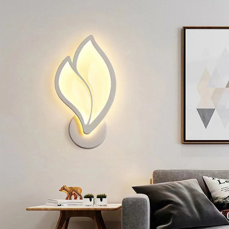 Leaf-Shaped Wall Light