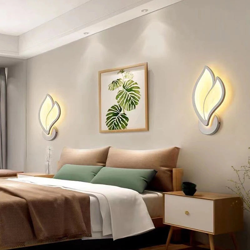 Leaf-Shaped Wall Light